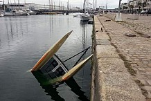 Ivres, ils volent un bateau et font naufrage... dans le port